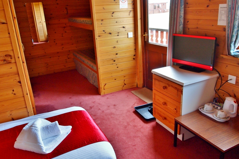 Baltasound Hotel, family cabin